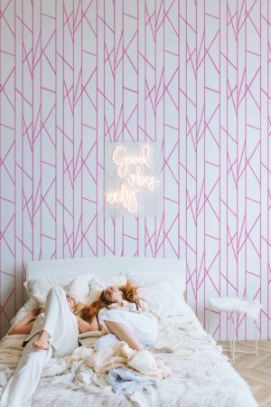 N39 papier peint rayures rose pop original chambre