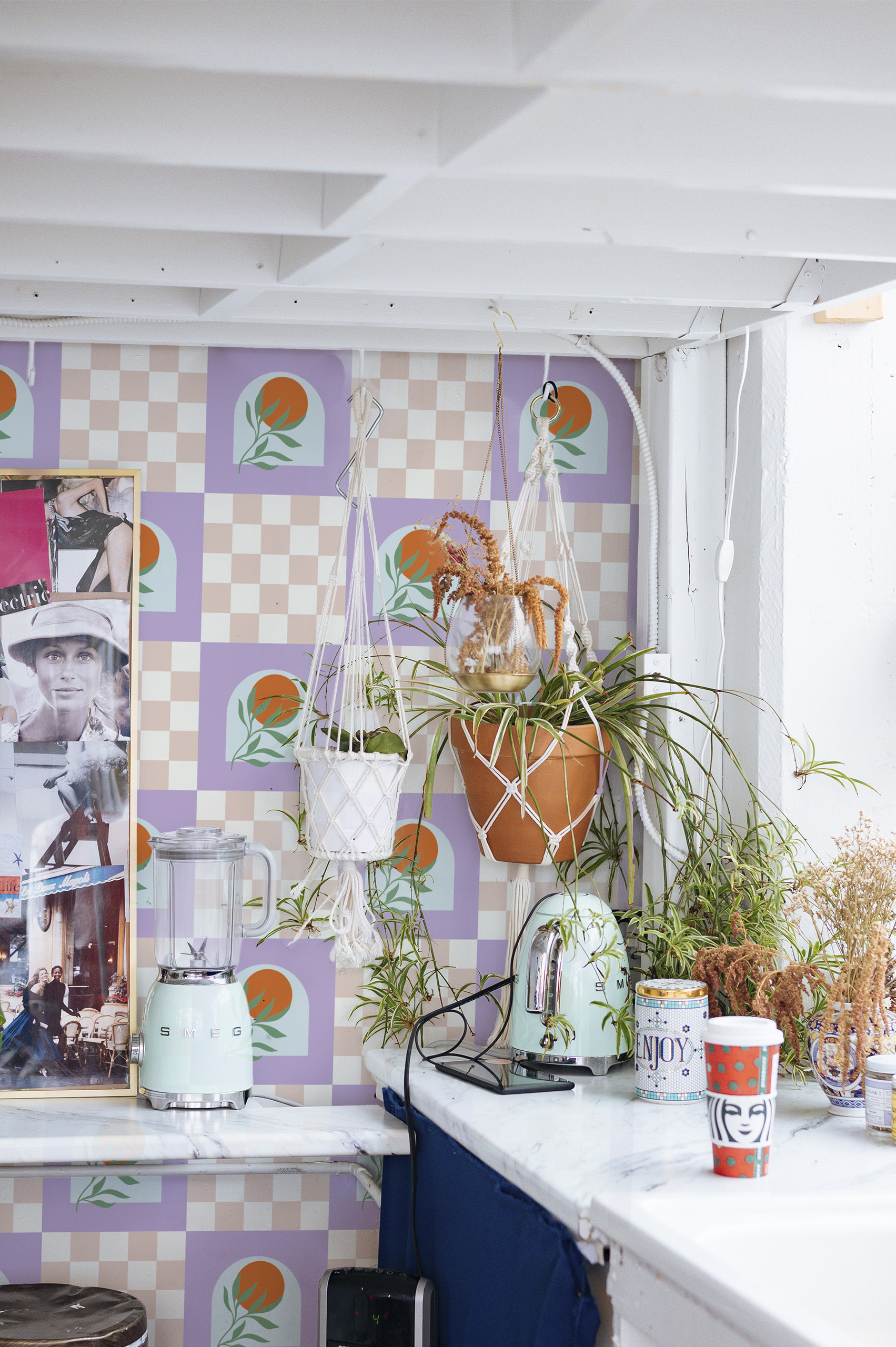 Papier peint n289 dame Flore cuisine