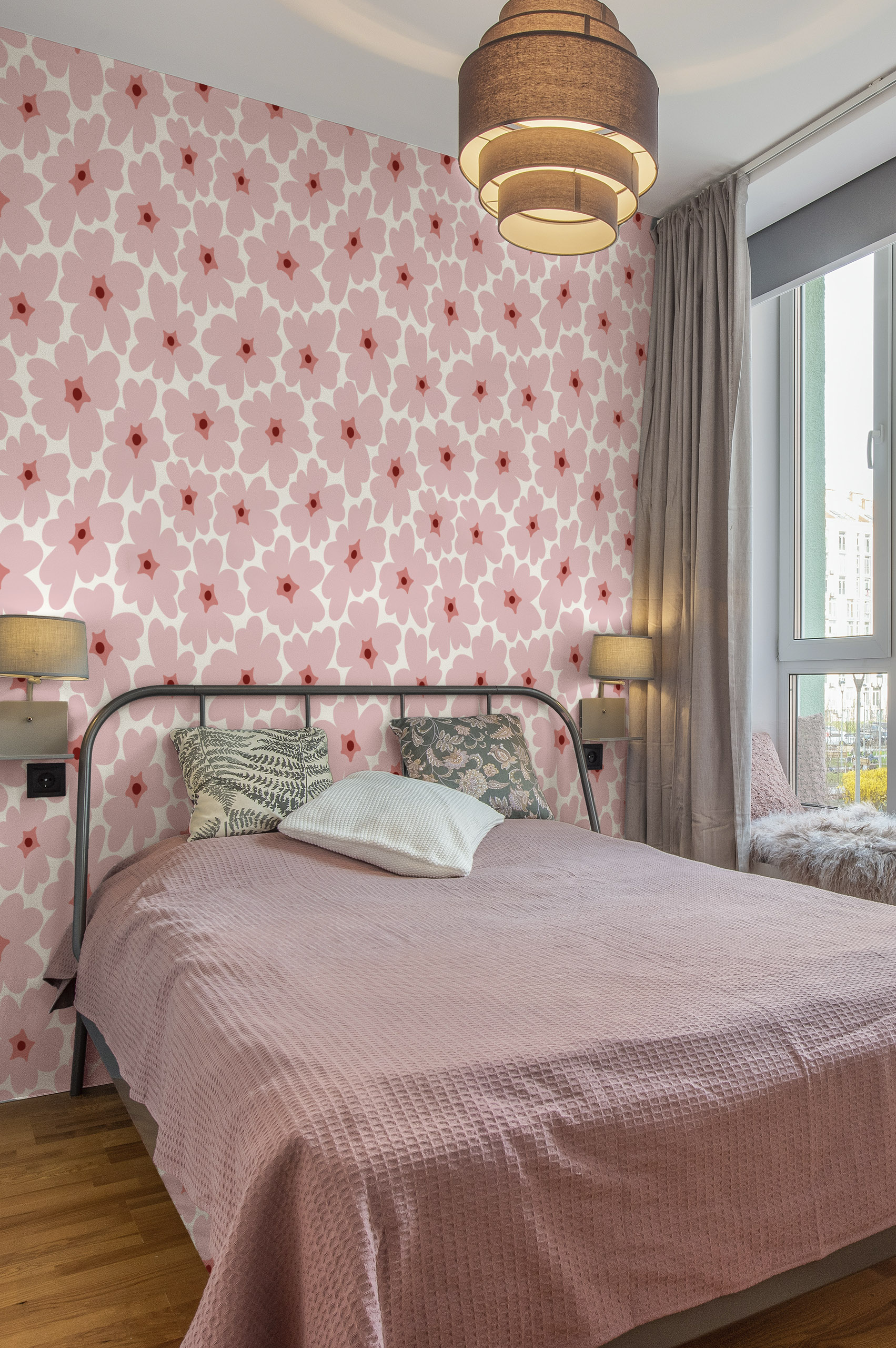 N302 papier peint fleurs vintage colorees rose fond blanc chambre