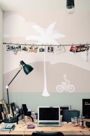 papel pintado oficina beige escapada tropical cocotero panoramico