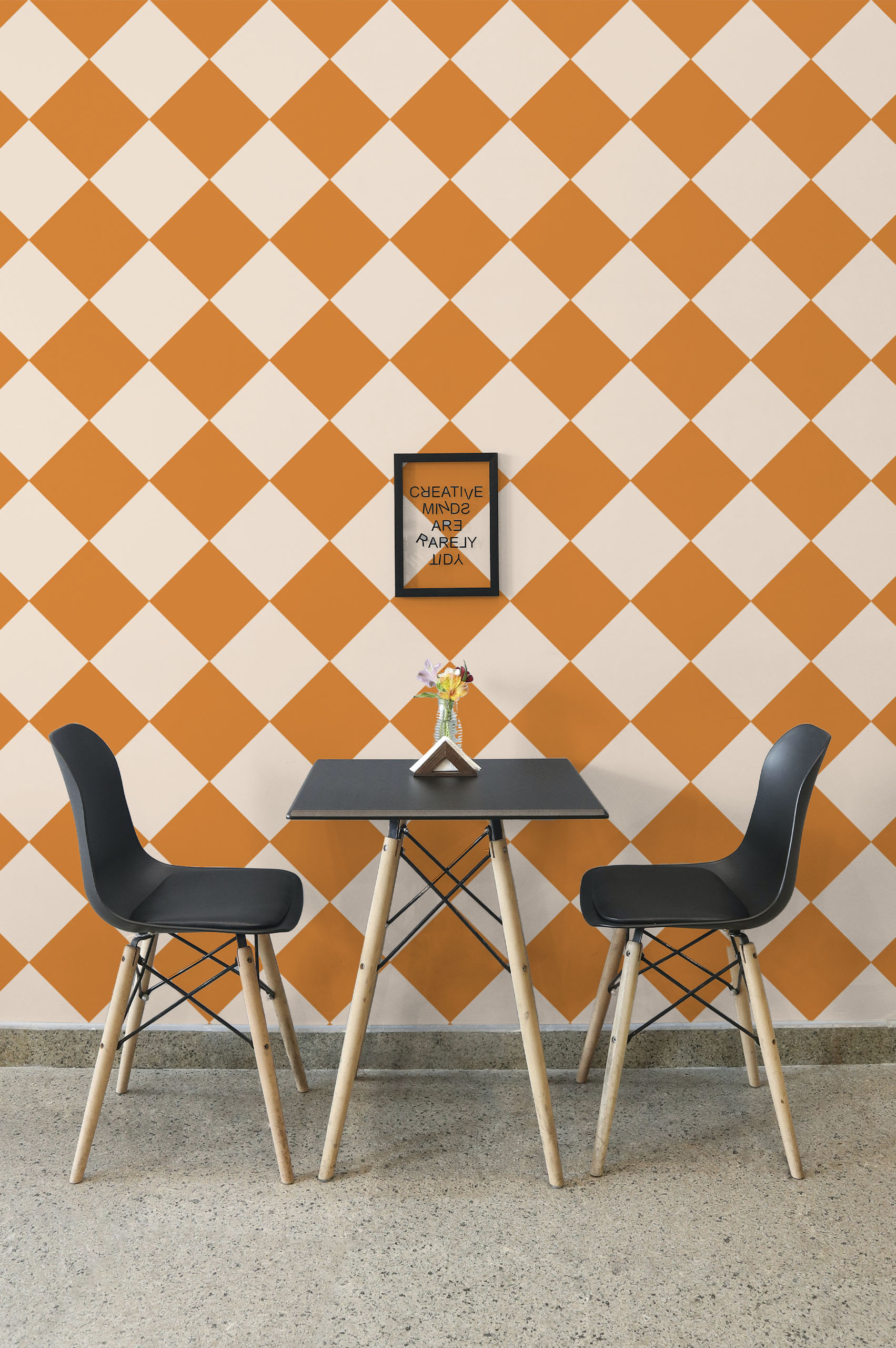 Tapisserie murale non encollée géométrique orange vif Ohpopsi de 118 po l.  x 94-in h. WALS0278