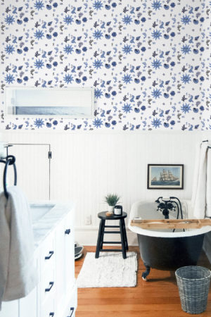 salle de bain bleu papier peint coquillages et crustacés mer pop urbain