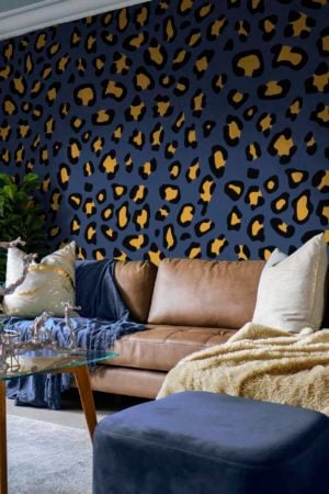 papel pintado salon azul leopardo pop tendance