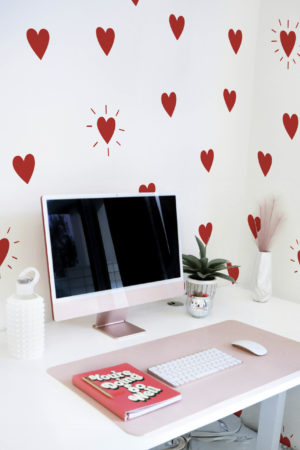 wallpaper 540 Radiant Hearts Desk