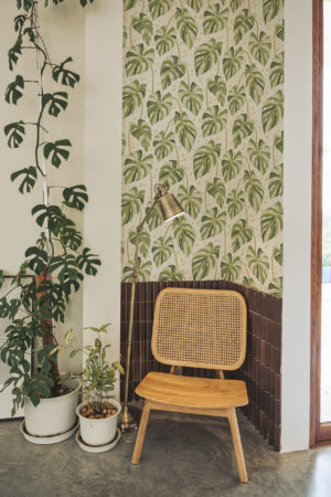 papier peint feuilles jungle vert salon