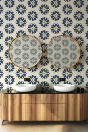 papier peint arabesque bleu salle de bain