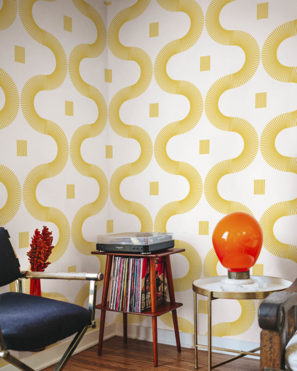 Elegant Curves Yellow Living Room Wallpaper