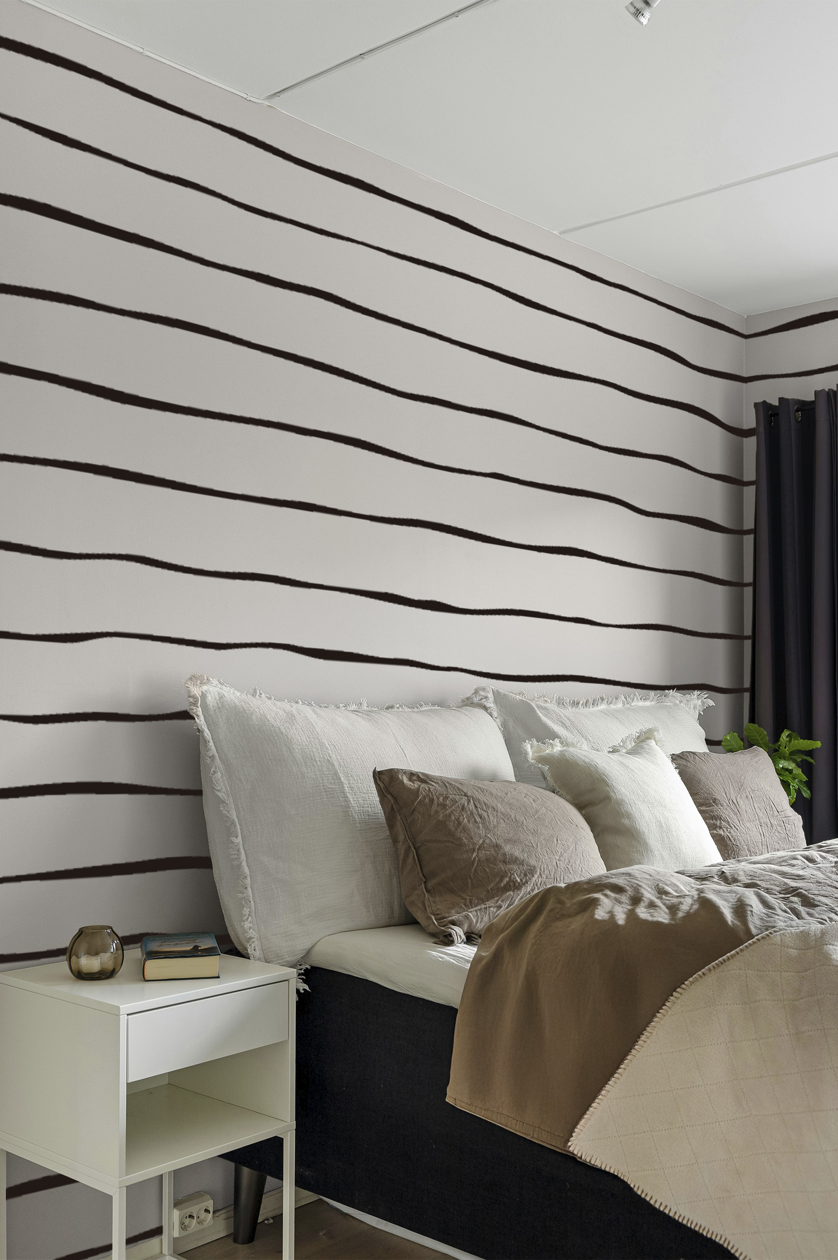 n672 noir chambree